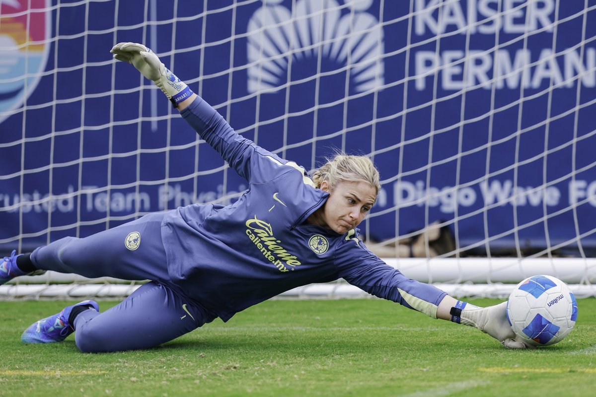AmericaFemenil's tweet photo. ¡Venga Paños! 😜🧤 https://t.co/kUKnjuAcVy