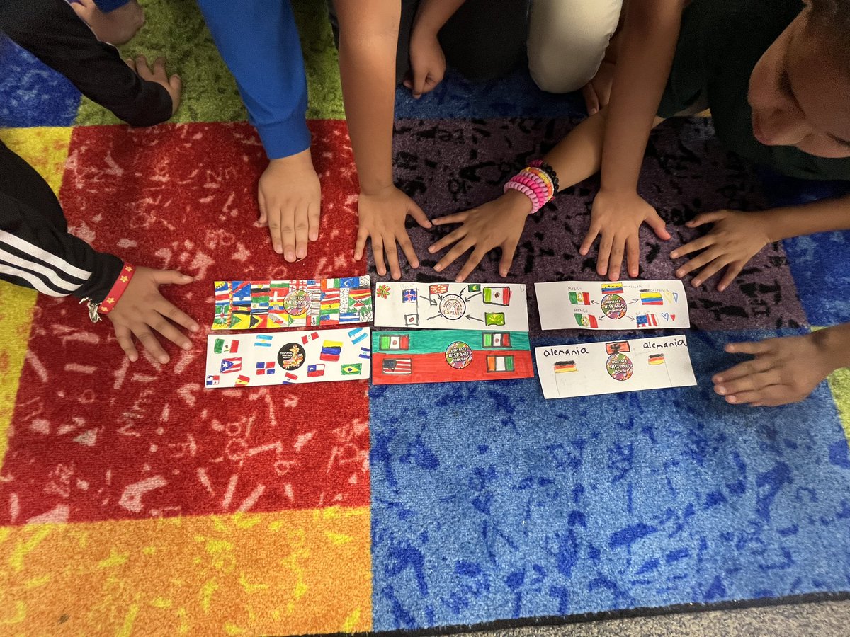So proud of my kids at William Brown Miller..making their own bookmarks for Hispanic Heritage Month!  Getting ready to read their books! <a href="/DISD_Libraries/">Dallas ISD Libraries</a> <a href="/DISDLibrarian/">Patricia Alvarado</a> <a href="/DISDLibrarian/">Patricia Alvarado</a> <a href="/WBMillerVikings/">William Brown Miller ES @ Dallas ISD</a> <a href="/DHLibraryStax/">DHenderson DISD LMS Specialist</a>