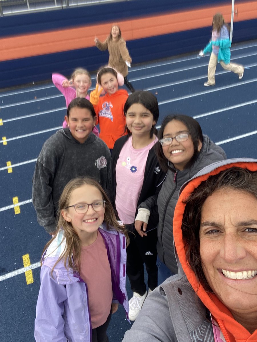 Joelle Ross tweet media