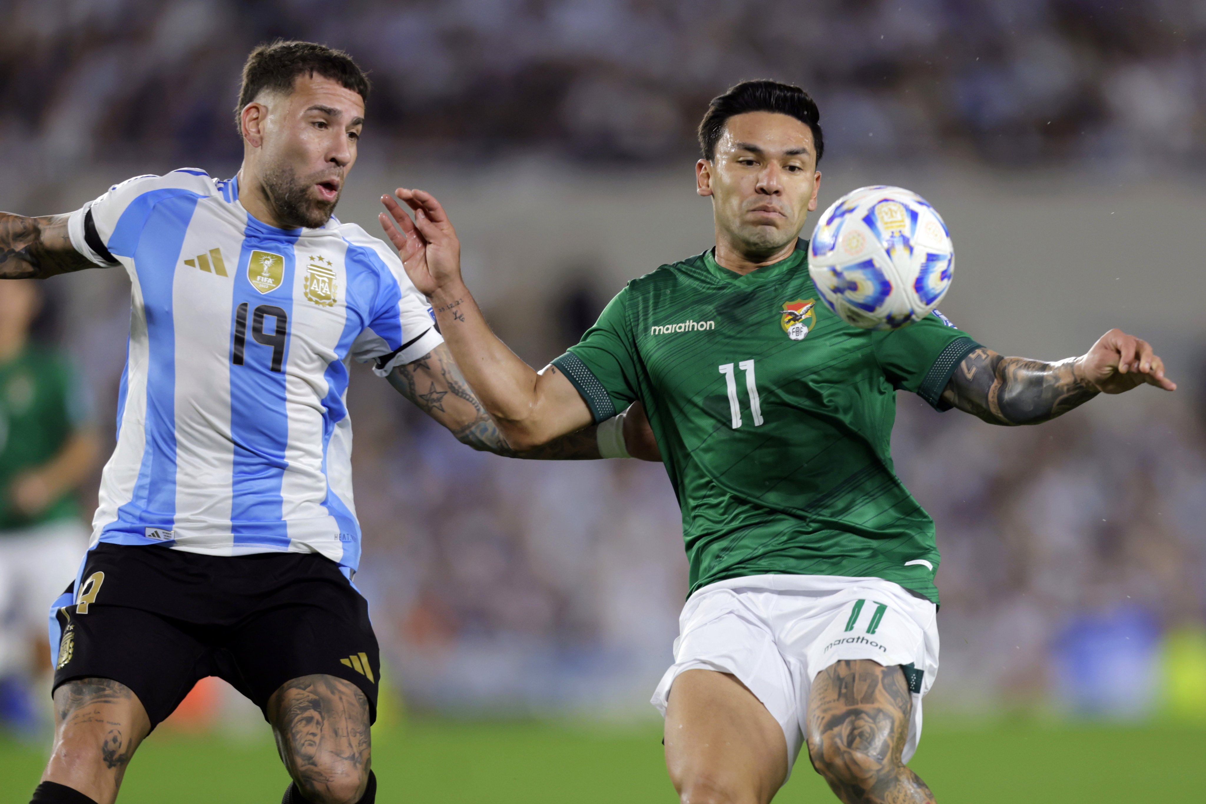 Argentina apabulló a Bolivia con un triplete de Messi | Canal Showsport