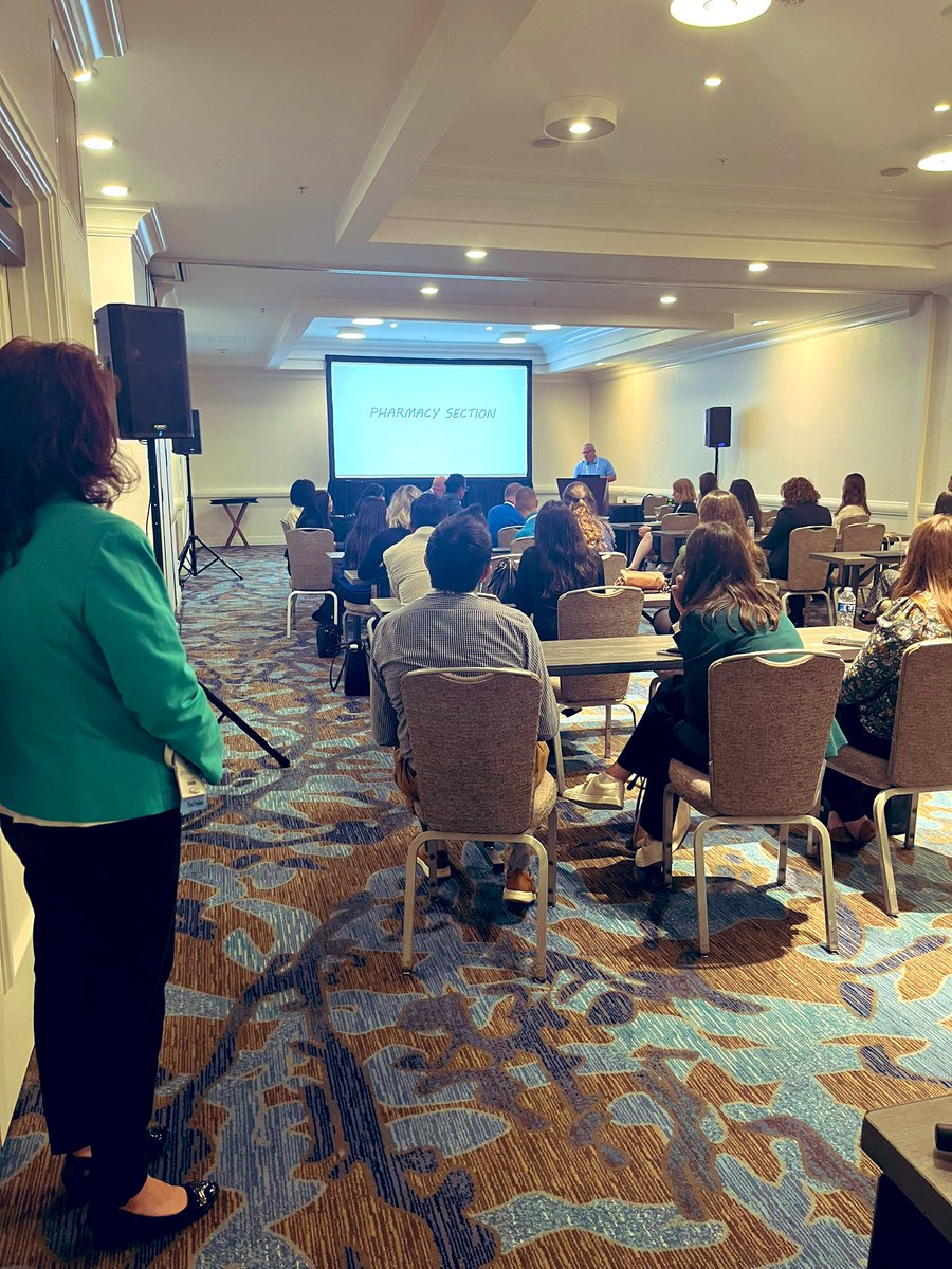 🎉The NCS Pharmacy Section meeting is full of new faces!! Welcome to our first time pharmacist attendees ❤️🙌🏻🧠🎬 <a href="/neurocritical/">Neurocritical Care Society</a> <a href="/ETNCCRX/">Eljim</a> <a href="/NeuroICUPharmD/">Jason</a>