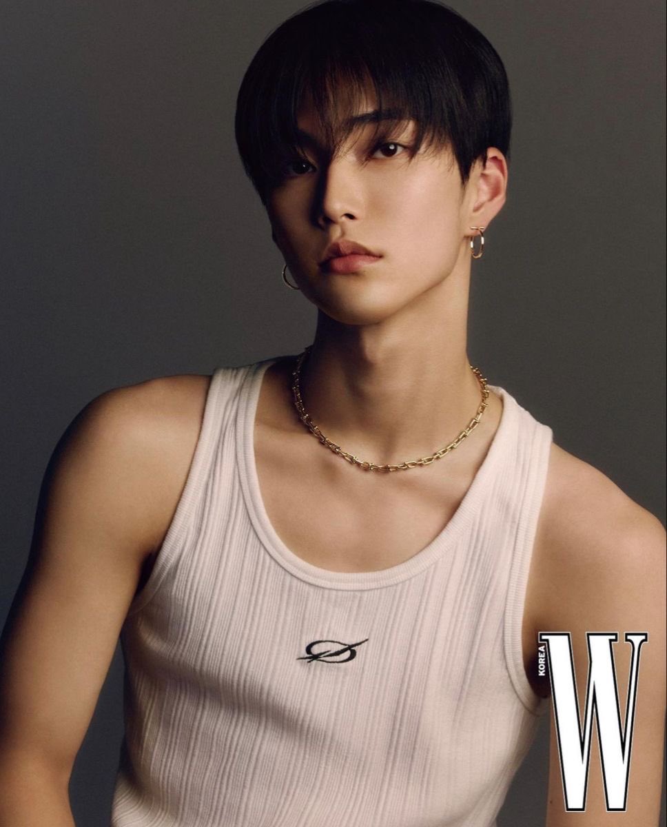 The sudden increase in followers when they announced Seunghan was coming back on 11 october (4.2mil) to the drop when they announced he was leaving.. THEY LOST ALMOST 200 THOUSAND FOLLOWERS!

🔔‼️KEEP BOYCOTTING‼️🔔

#SMStandsForBullying
#SeunghanWasBullied
#SaveRIIZEfromSM