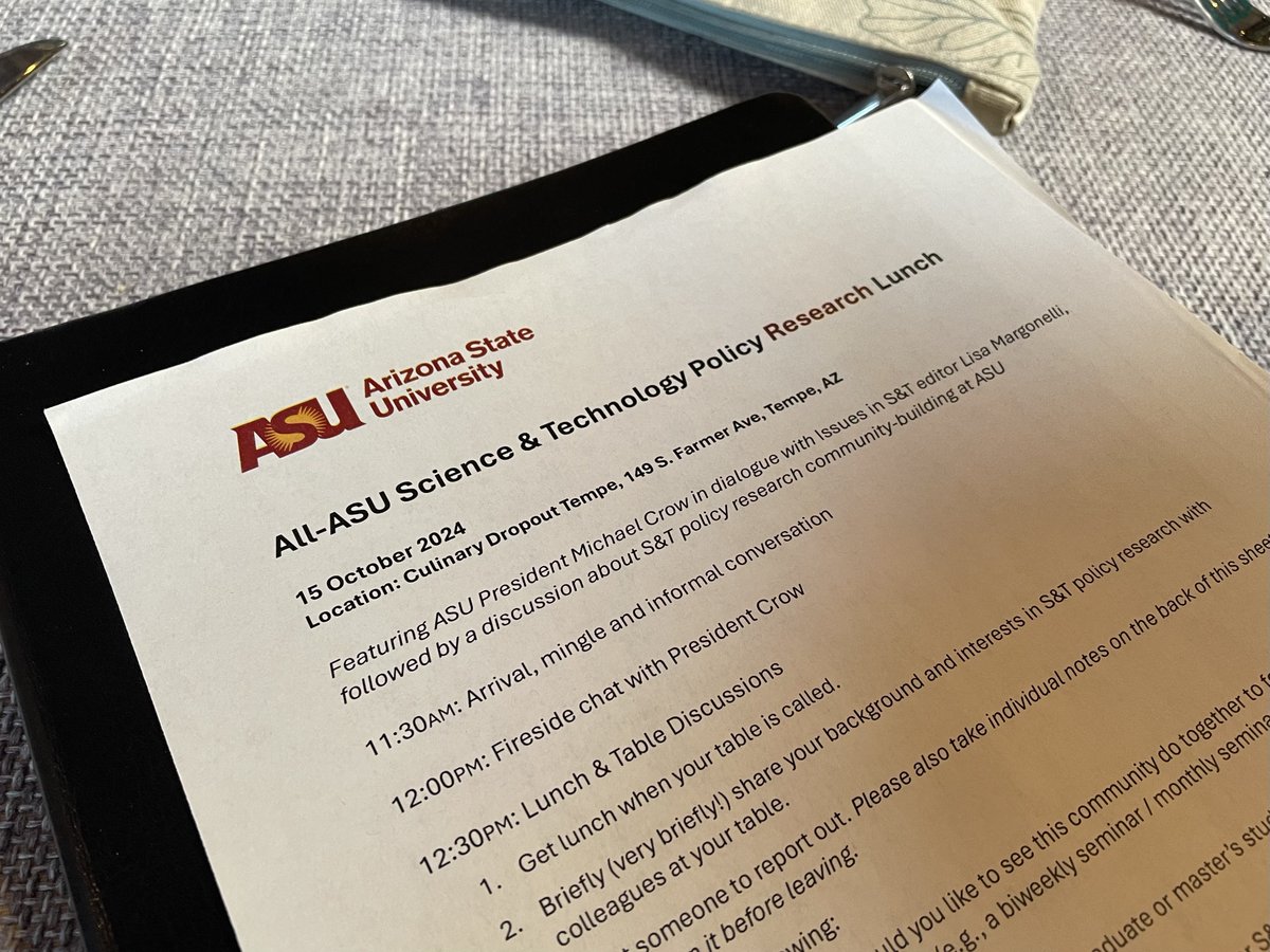Leung_Lab's tweet image. Kudos to Arthur and his team at the Consortium for Science, Policy & Outcomes for organizing today's All-@ASU Science & Technology Policy Research Lunch! What a pleasure to connect with other ASU colleagues who share a common interest in science policy! π§βπ¬π§¬π¬π¦