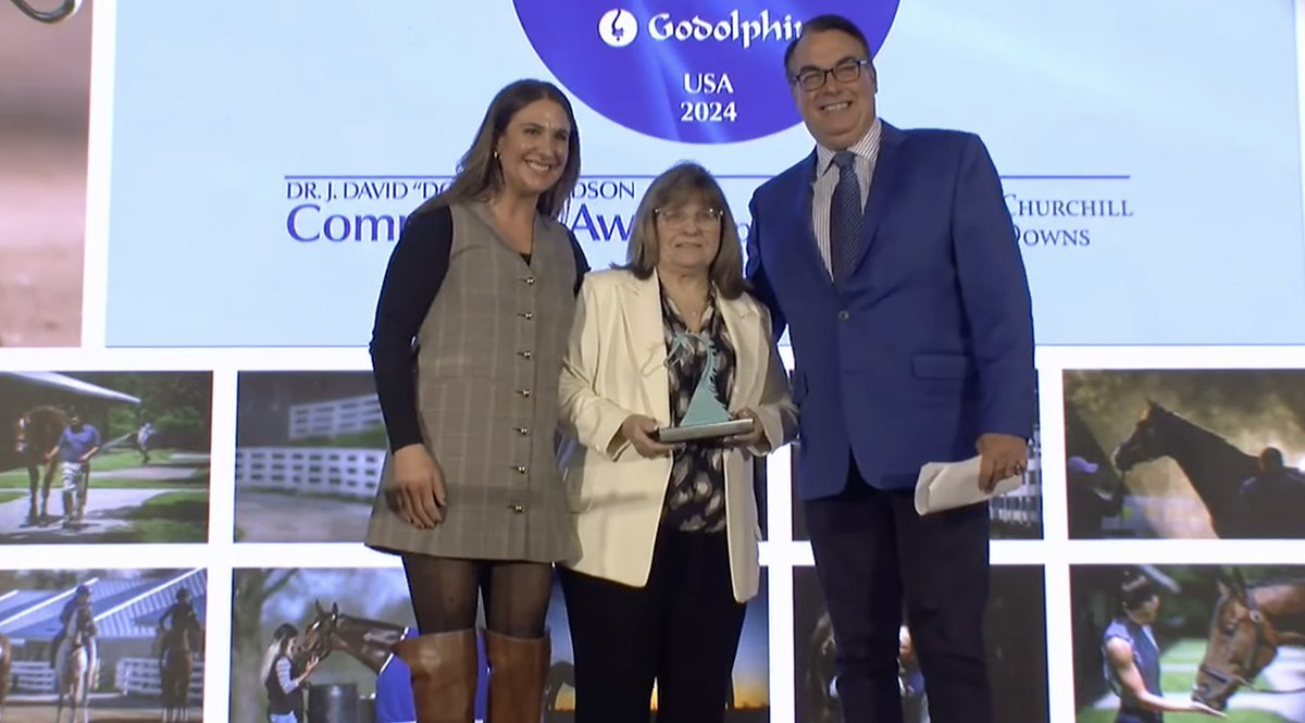 agentes305's tweet photo. Congratulations to NANCY LASALA, Director of @PDJFund and Recipient of the Dr. David J. Richardson COMMUNITY AWARD for her amazing job in front of such a great organization as PDJ is and represents.

Felicidades a NANCY LA SALA, Directora de PDJ Fund y quién recibió el día de hoy el premio COMMUNITY AWARD en los TIEA 2024.