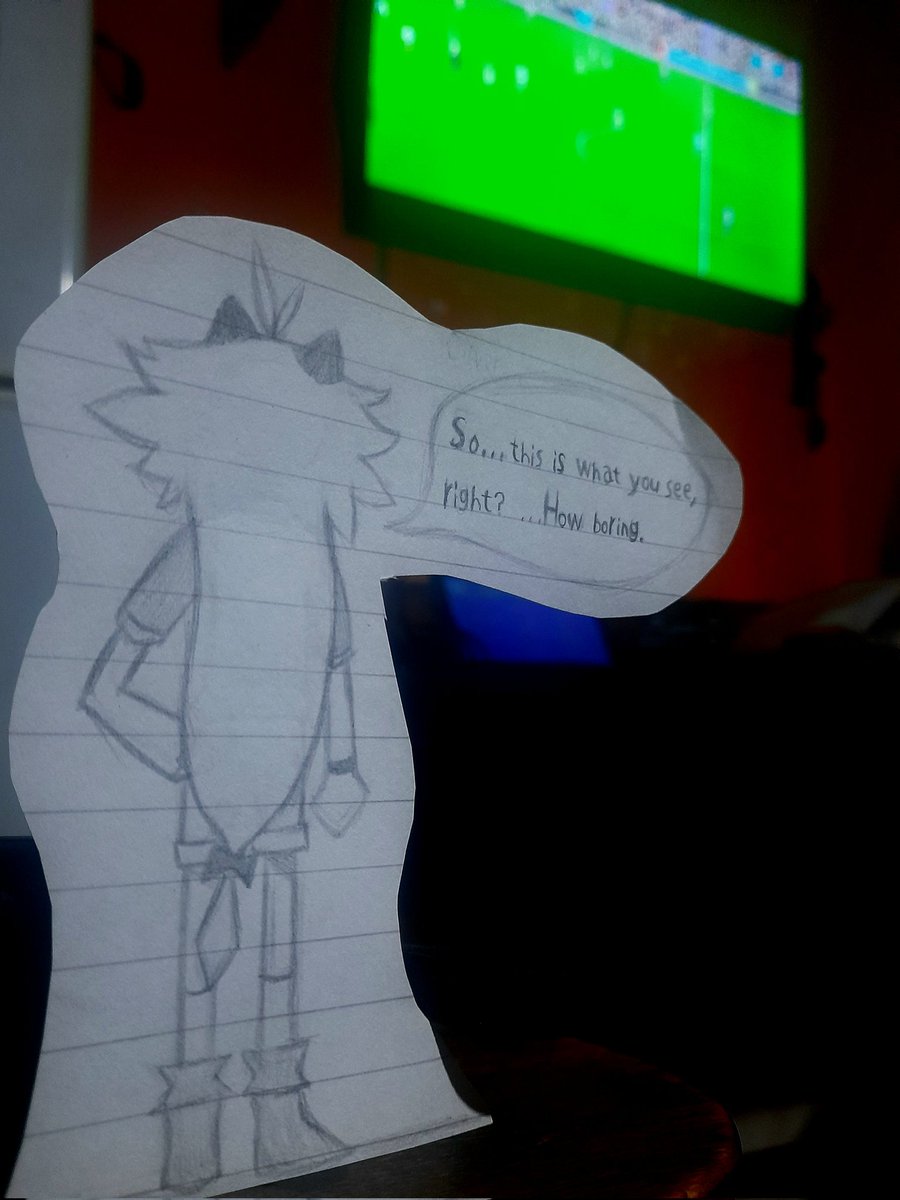 FlecksMovil's tweet image. Oliver watching Argentina vs Bolivia, doesn't he like soccer? | "So...this is what you see, right? ...How boring."
#fpe #fundamentalpapereducation #Oliver #OliverFPE