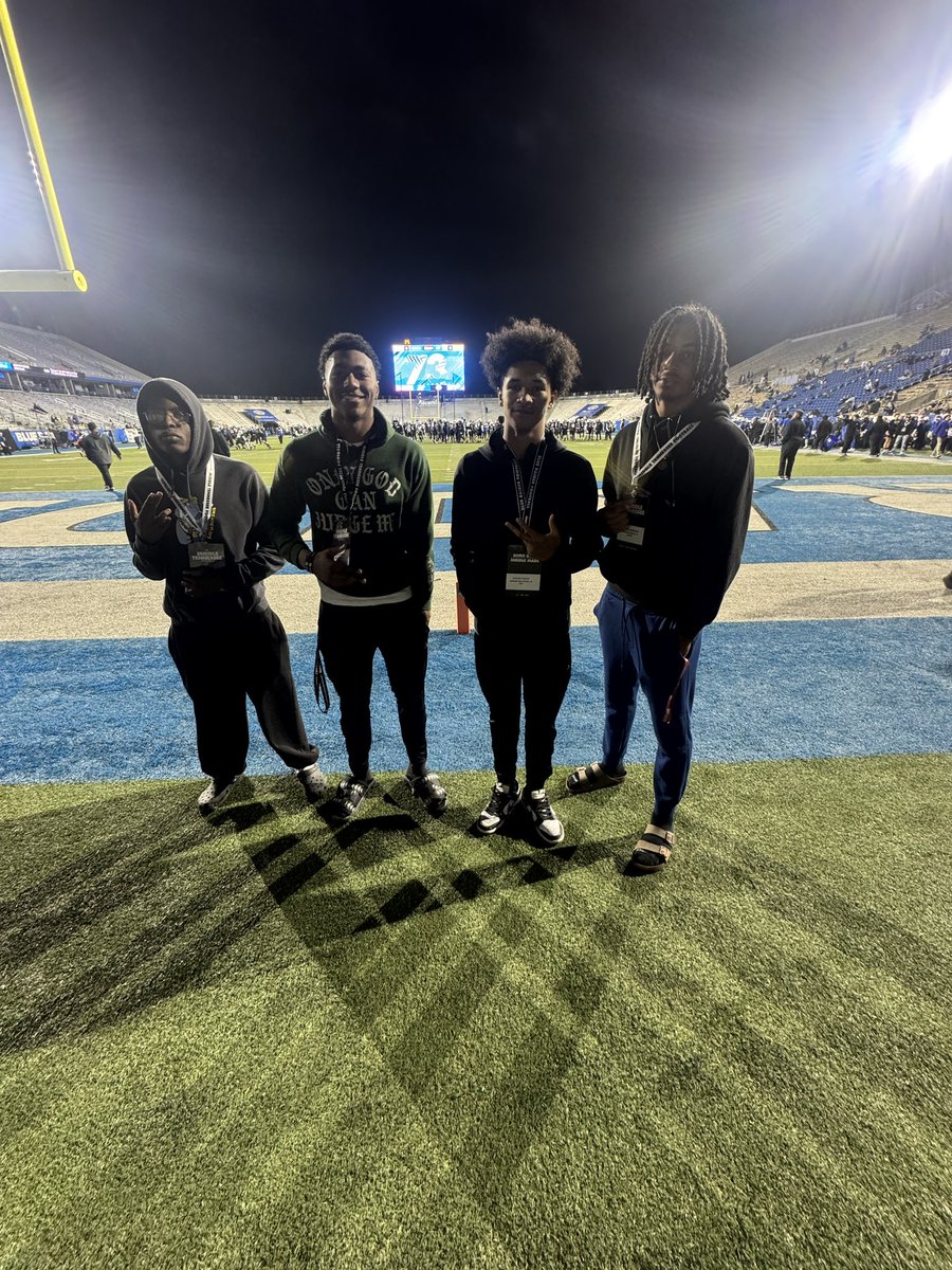 kavon_reedy3's tweet image. Had a great time at MTSU game day visit tonight! Thank you @MT_FB for having me.
@TJWarner21 @AthleteLevel @kevantaep @JGatewood26 @Rockvale_FB @holliday5eason @Coach_Delk @Coachgut