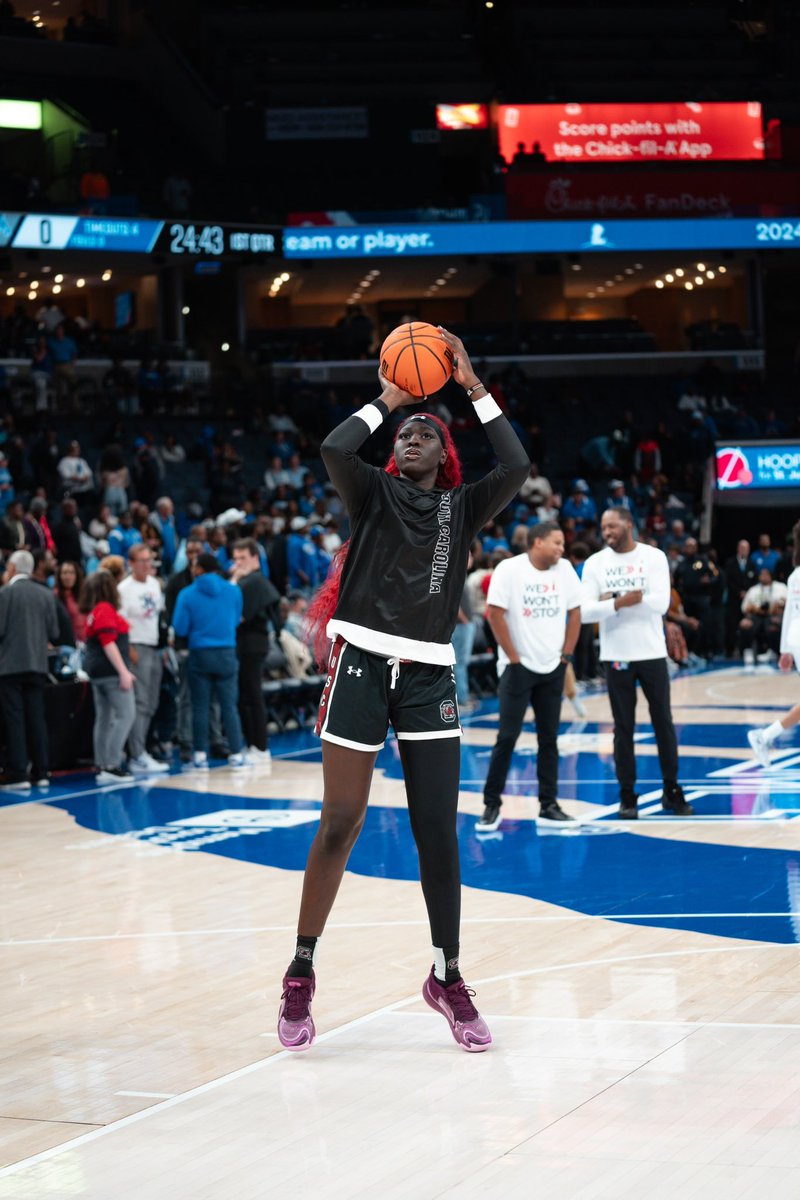 GamecockWBB's tweet image. Your TV’s still working FAMS - looking at a 9:55 ET tip-off!