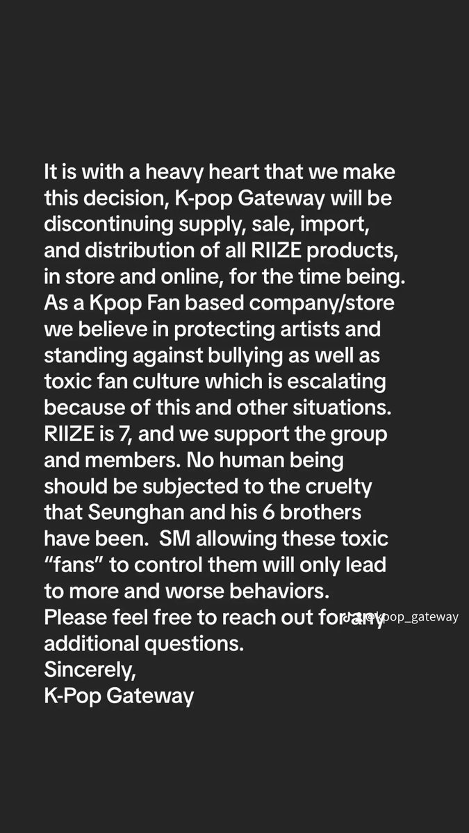 kpop_gateway's tweet photo. https://t.co/0jQnYHpsS7