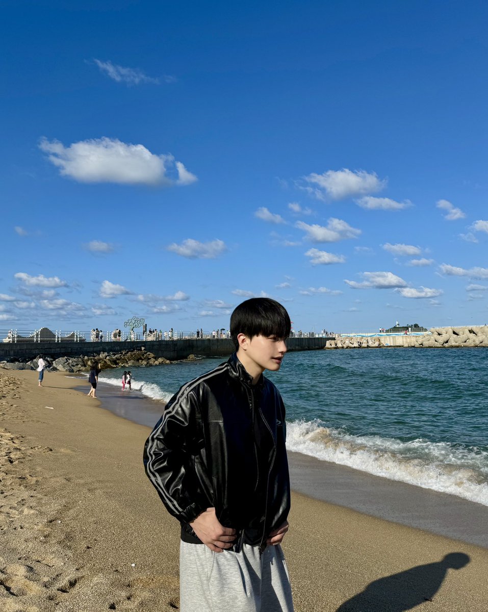 오랜만에 바다갔다왔지🌊