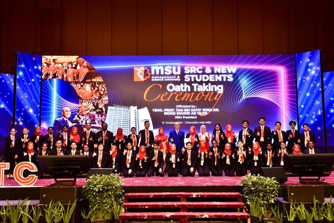 MohdShukriYajid's tweet photo. Great job and congrats to the line of 2023/2024 Stds Rep Council and fascilitators. You have reached a new milestone, but the journey has just begun. Keep moving forward. Very proud of each and everyone of you. @MSUmalaysia @MSUscd #MSauOTC2024 https://t.co/PSw8JuJNKH