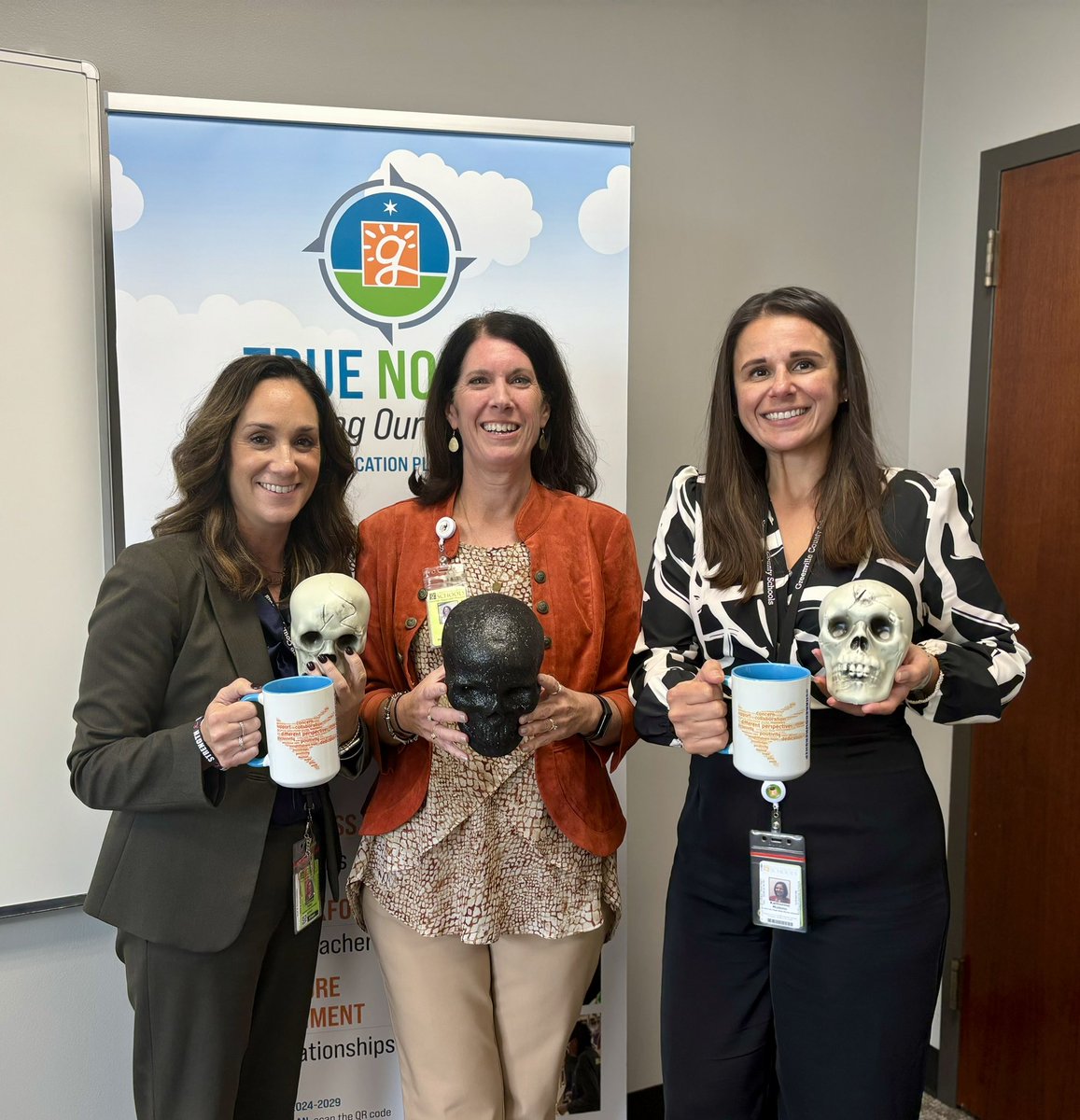 If you want to improve outcomes for
SWD you better be partnering w/Gen Ed leaders like <a href="/KateMal07930744/">Kate Malone</a> &amp; <a href="/DrMaureenTiller/">Maureen Tiller</a>! These 2 know, talk, live, practice, &amp; lead #SharedOwnership! Grateful for their partnership, friendship, candy, and fun <a href="/gcschools/">Greenville County Schools</a> <a href="/GCS_SpecialEd/">GCS Special Education</a>