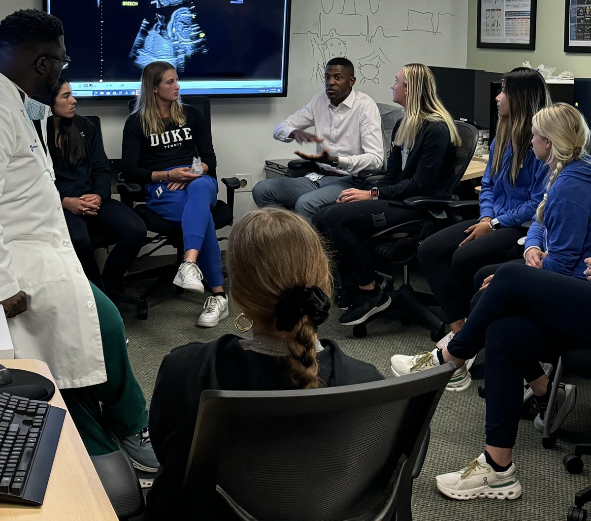 Jason L. Williams, MD, FASE (@jl_williamsmd) on Twitter photo A special shout out to Duke Men’s and Women’s tennis teams for their partnership, as well as their enthusiasm to learn about congenital disease and teamwork at <a href="/Duke_Childrens/">Duke Children's</a>! A special shout out to Duke Men’s and Women’s tennis teams for their partnership, as well as their enthusiasm to learn about congenital disease and teamwork at <a href="/Duke_Childrens/">Duke Children's</a>!
