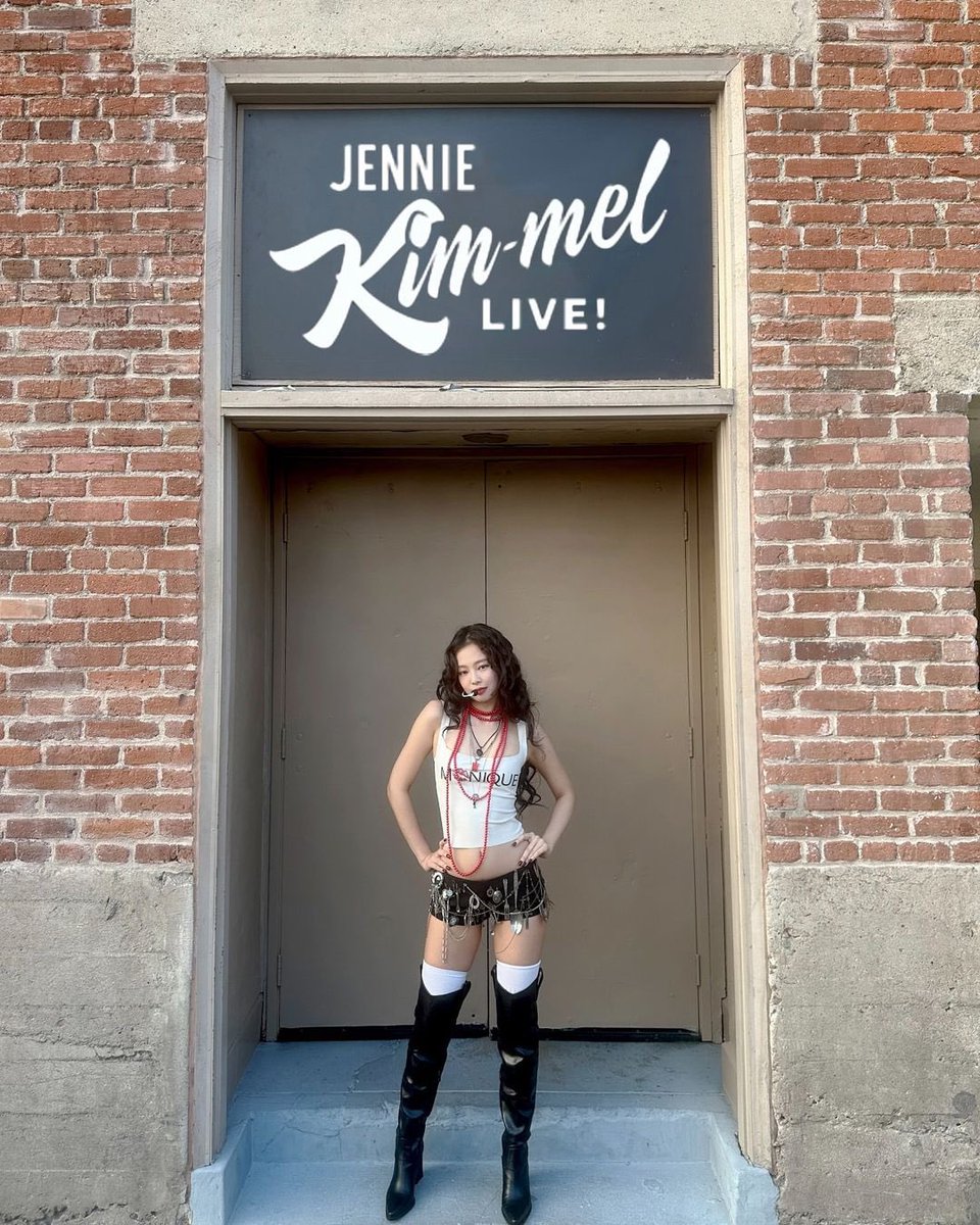 IT’S JENNIE KIM-MEL LIVE! 🧡

#JENNIEonJimmyKimmel #Mantra