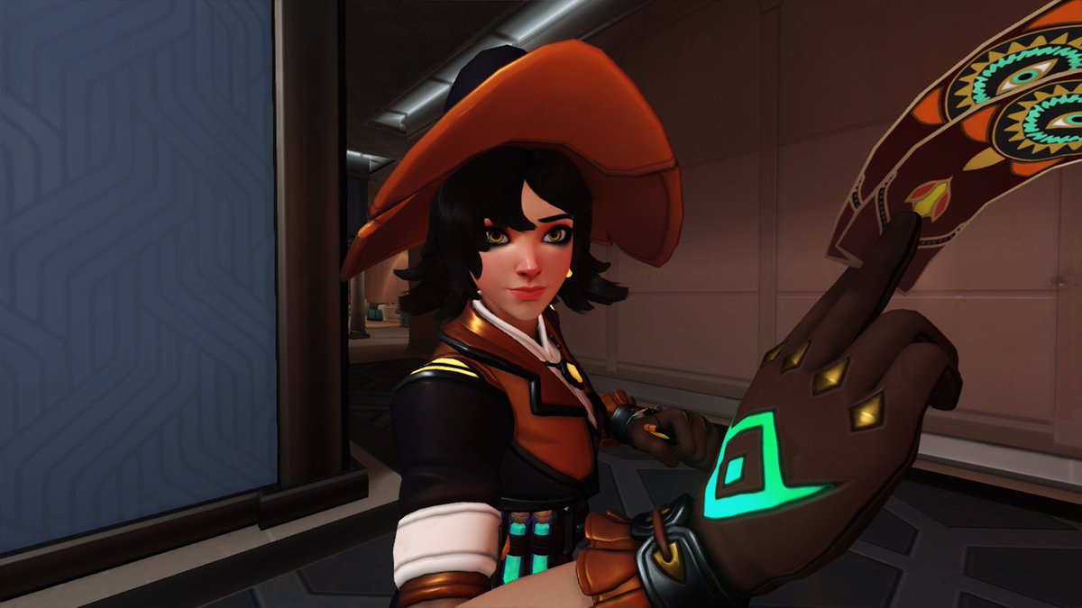 someone buy her brown contacts please