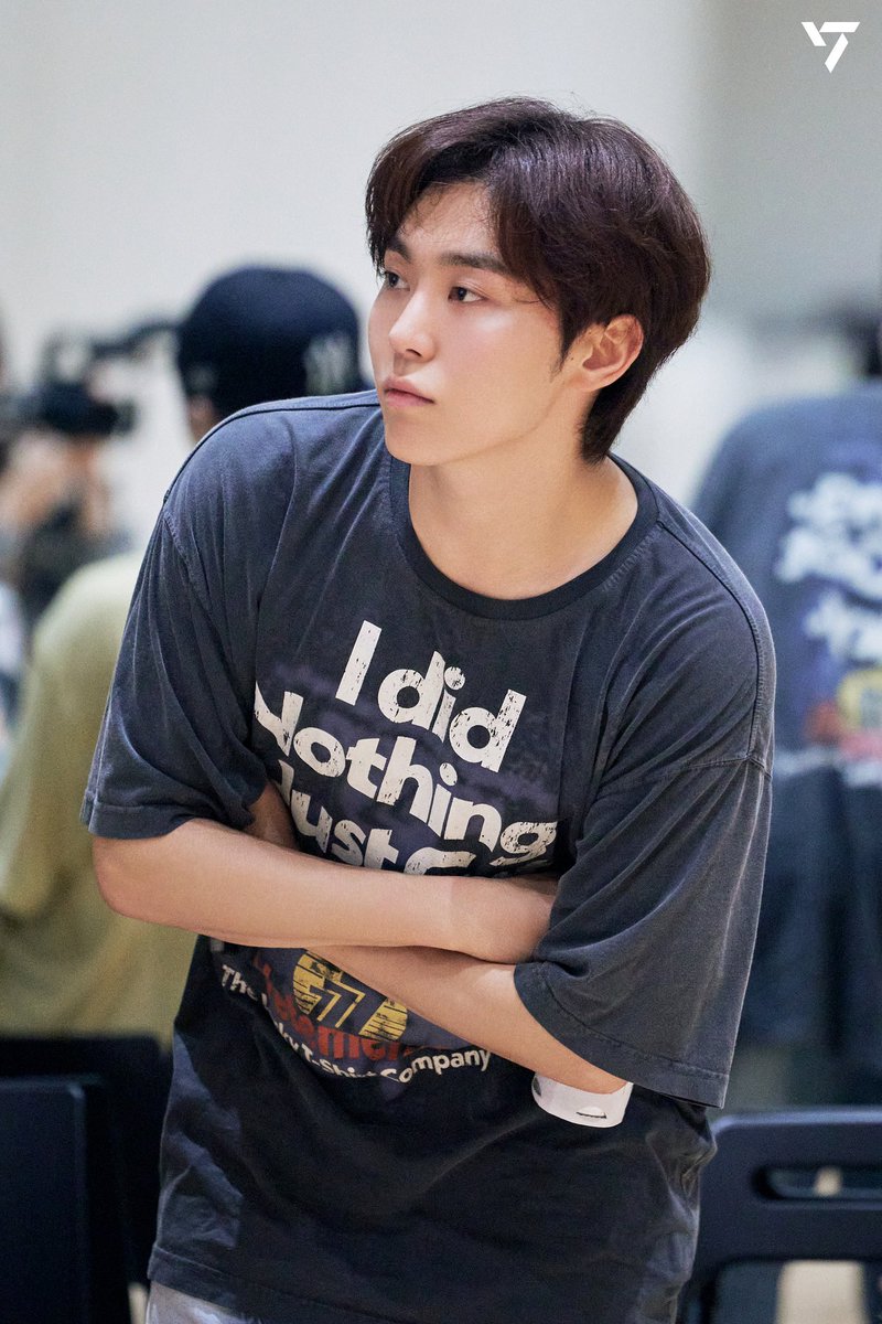 BAREFACED SEUNGKWAN EVERYONE