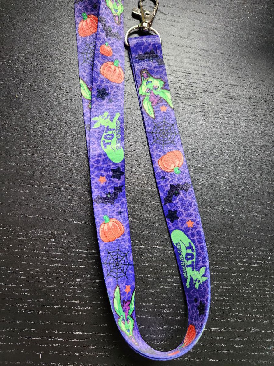 FurDUBTS's tweet image. With Tails of Terror just a couple of weeks away, we've received the lanyards for our Sponsor tier. These were designed by the amazing @ToxiDeVyne and we think they look epic. See you all at Tails!