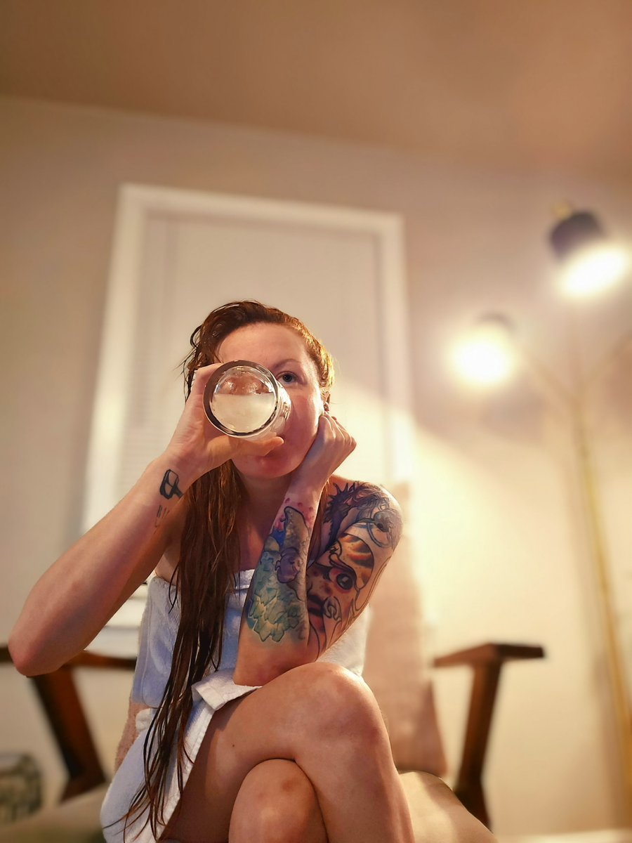 Judge_Redd's tweet photo. Hey everybody! I'm not dead! Ya girl has been busy. Here's some photos for a life update. I graduate in December at the top of my class! https://t.co/tUl2gQslwo