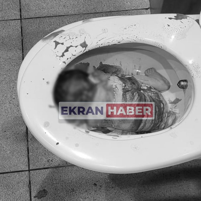 Antalya Havalimanı'nın engelli tuvaletinde yeni doğmuş bebek bulundu!!!

Valiliğin yapmış olduğu açıklamaya göre, bir temizlik görevlisi, havalimanı polisine engelli tuvaletinde bulunan bir klozet içinde yeni doğmuş bebek bulunduğu ihbarı yaptı.

Polis Ekipleri, bebeğin