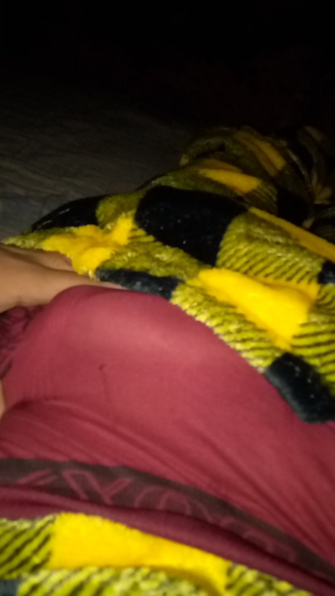 johan30289's tweet photo. Probando la Nueva Pijama 😴🔥
#caliente #pijama #paja https://t.co/SjLKYgNaak