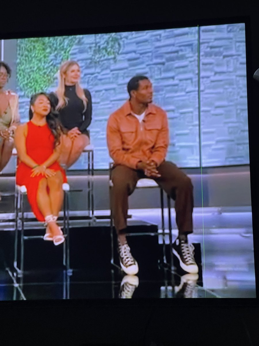 AdrienneNEdward's tweet photo. Why Cam dressed like he one of the Temptations lol

#BigBrother #BB26 #BigBrother26 #HOH #CBS #BigBrotherCBS #BigBrother2024 #Threat #CompBeast #comps #comp #Pawn #Ai #Veto #Vetocompetition #Ai #VetoCompetition #HOHComp #JankieWorld https://t.co/X78ScDRRSv