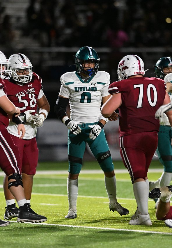 Mid-season highlights Looking forward to a great rest of the szn! <a href="/JUSTCHILLY/">Just Chilly</a> <a href="/Swoll_2_/">Coach Karl Crawford</a> <a href="/CodyTCameron/">Cody Cameron</a> <a href="/JRutt_4/">Jacob Rutter</a> <a href="/Dominicwillis20/">Dominic willis</a> <a href="/CoachDunbar2/">D’Angelo Dunbar</a> <a href="/farrel_brock/">Brock Farrel</a> <a href="/HighlandHawksFB/">Highland Hawks Football</a> <a href="/BJMedia1/">BJ Media</a> <a href="/PeteKnow_/">PeteKnow</a> 

hudl.com/v/2QPeKx