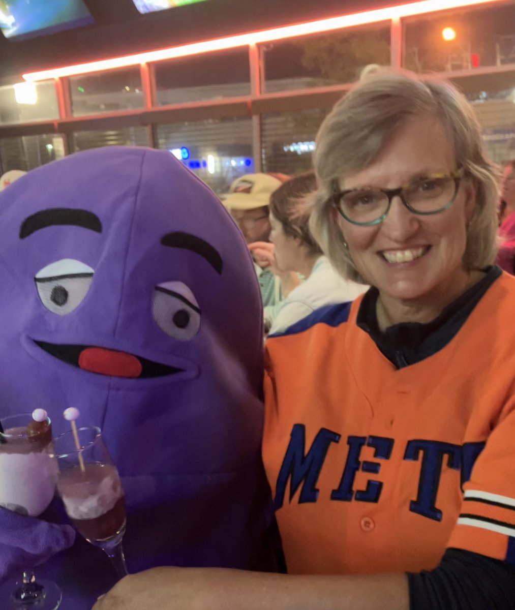 TE McLaughlin ☘️ tweet media