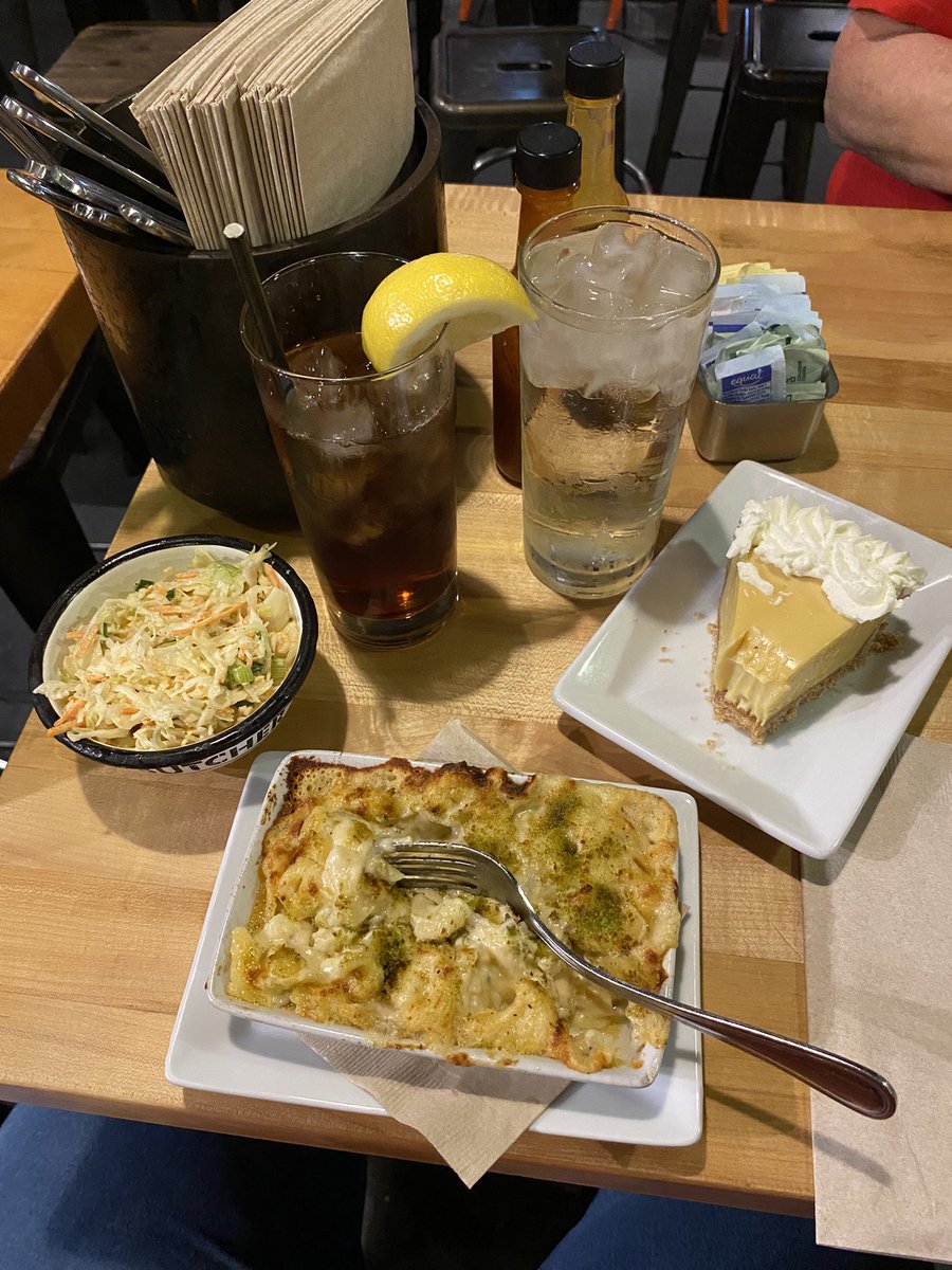 Post #ElectricCon dinner <a href="/cochonbutcher/">Cochon Butcher</a>.
These past two pays have been a blast! #KaniacsStealNOLA w/ <a href="/ChristianKane01/">Christian Kane</a> &amp; <a href="/Dean_Devlin/">Dean Devlin</a>