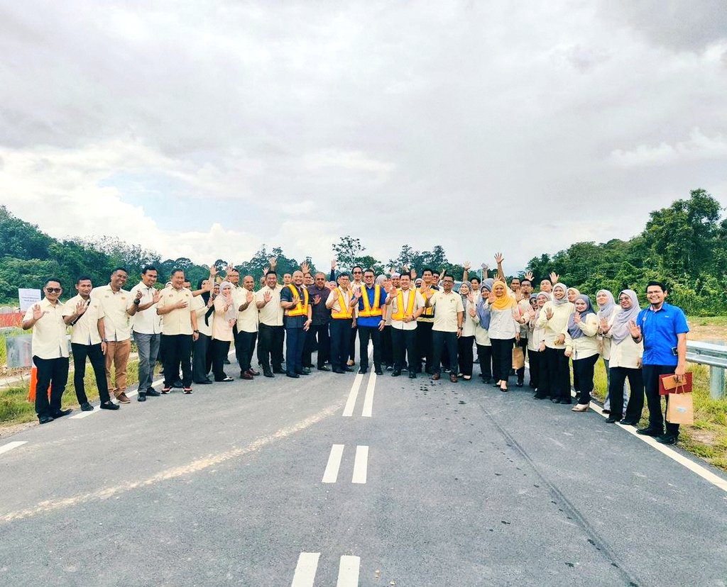 PasukanProjekTrg tweet media