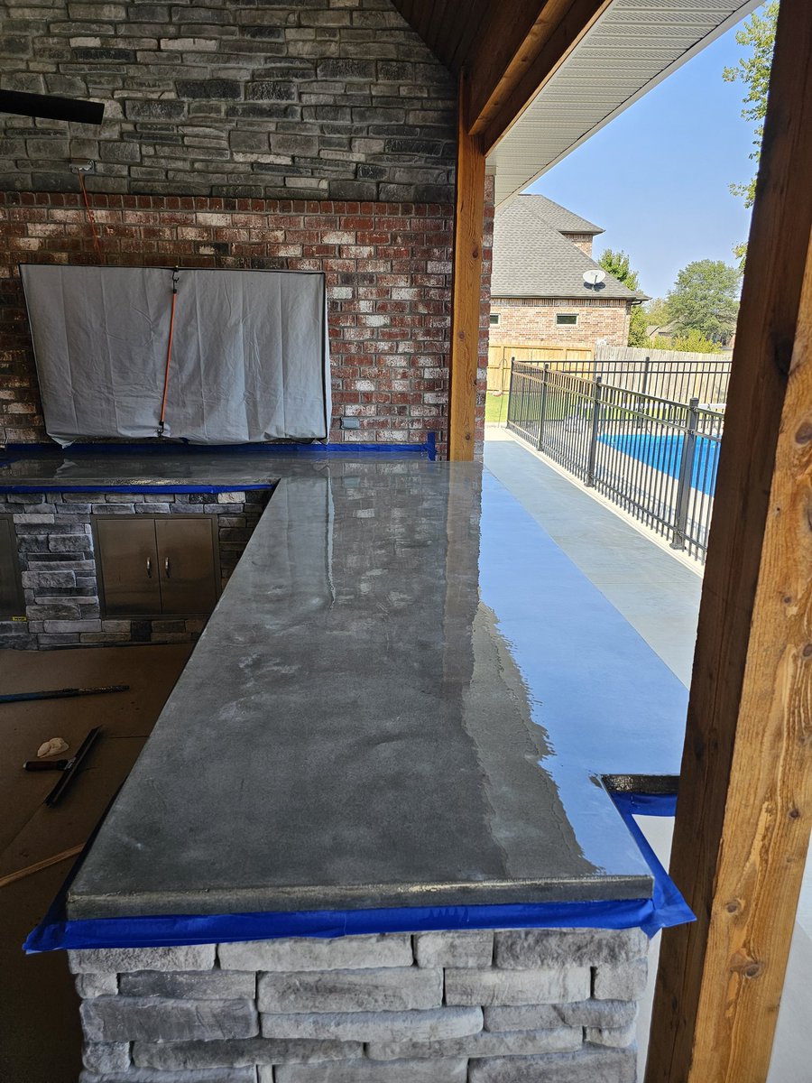 We sealed these polished concrete countertops with UV-stable aliphatic polyurea to protect against watermarks and staining. #polishedconcretefloors #epoxyflooring #stainedconcrete #ConcreteCoating #limitlessinnovations #www.limitlessconcretedesigns.com