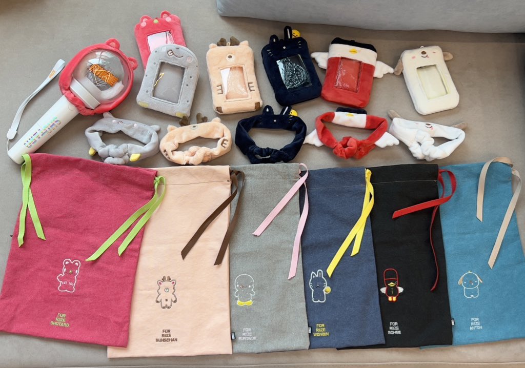 weneedriizemd's tweet image. #rt 이벤트

더욱 더 높게 날아오를 라이즈를 응원하며, rt해주시는 브리즈 중 국내외 5분께 희망하는 굿즈 1가지를 보내드립니다. (키링, 포카홀더, 파우치, 응원봉밴드 중)

* 국내 주소 3인 / 해외 주소 2인
* 배송비 위니즈 부담
* 당발 및 발송 : 10월 말 (dm으로 고지)