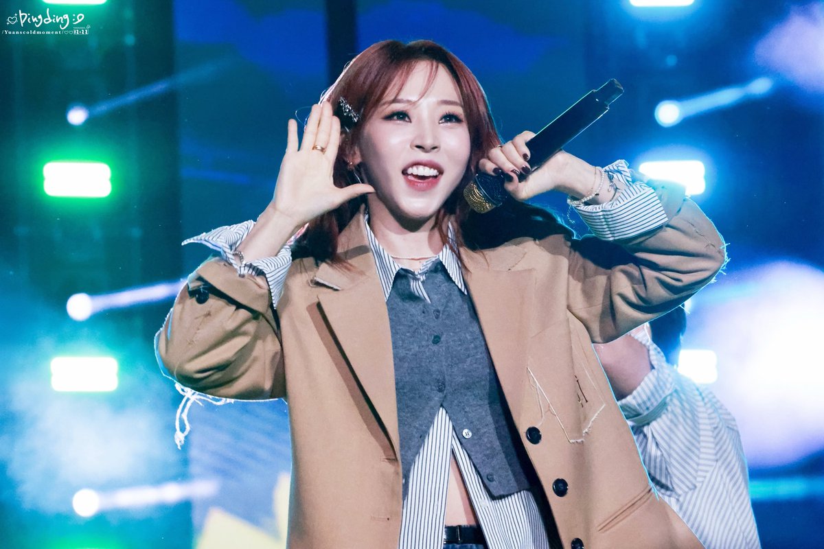 byulbyulove's tweet photo. 241012
Music Bank in Madrid
🦊🍀
#마마무 #MAMAMOO
#문별 #Moonbyul https://t.co/XzrrMDAXsF