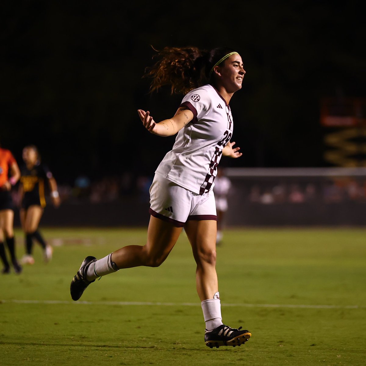 Hey Alexa play “All I do is win” 😎

The Bulldogs secured their ninth straight victory with a 5-0 win over Missouri!!!

#HailState🐶 x <a href="/HailStateSOC/">Mississippi State Soccer</a>