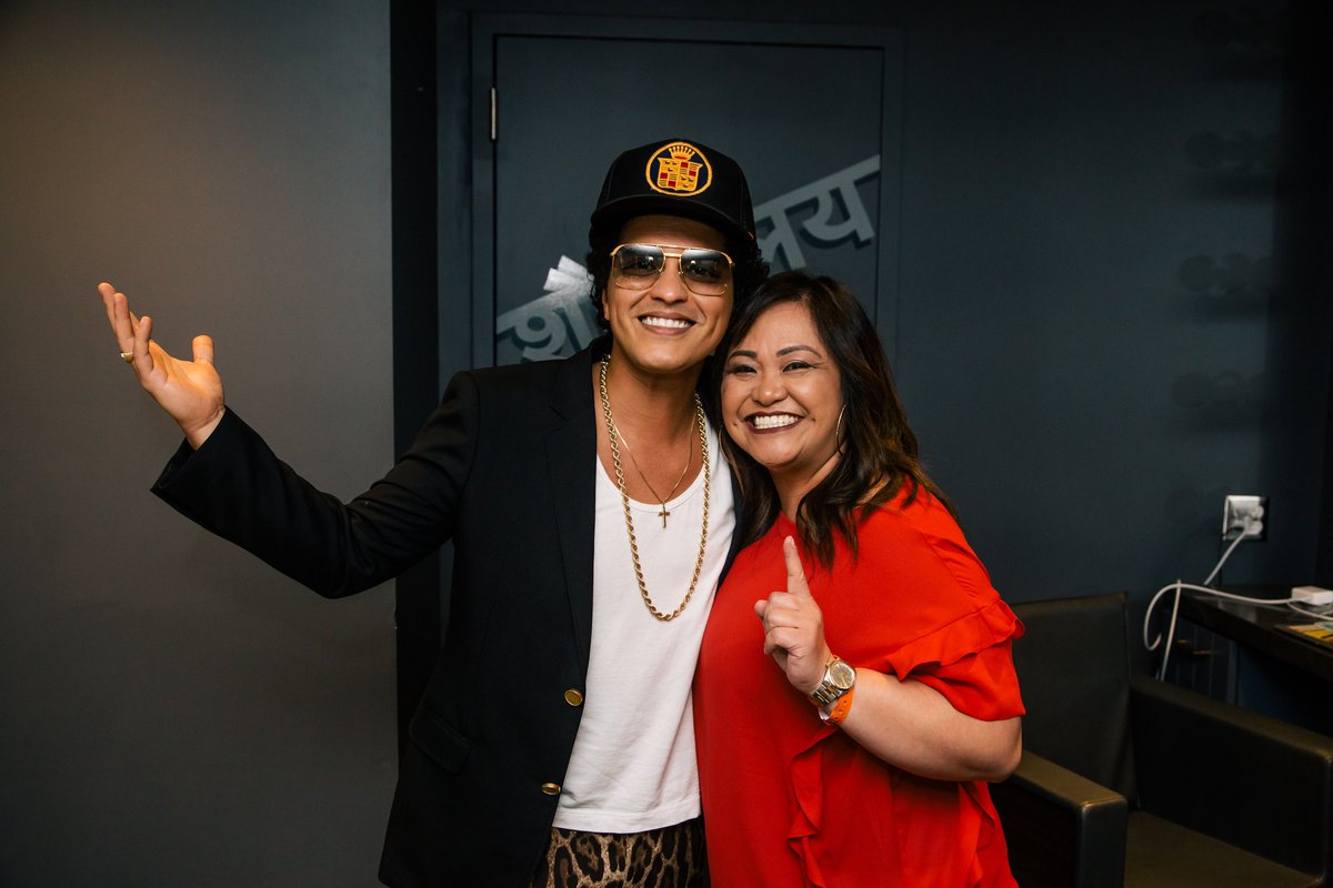 CAROLYN, HOOLIGANFORLIFE tweet media