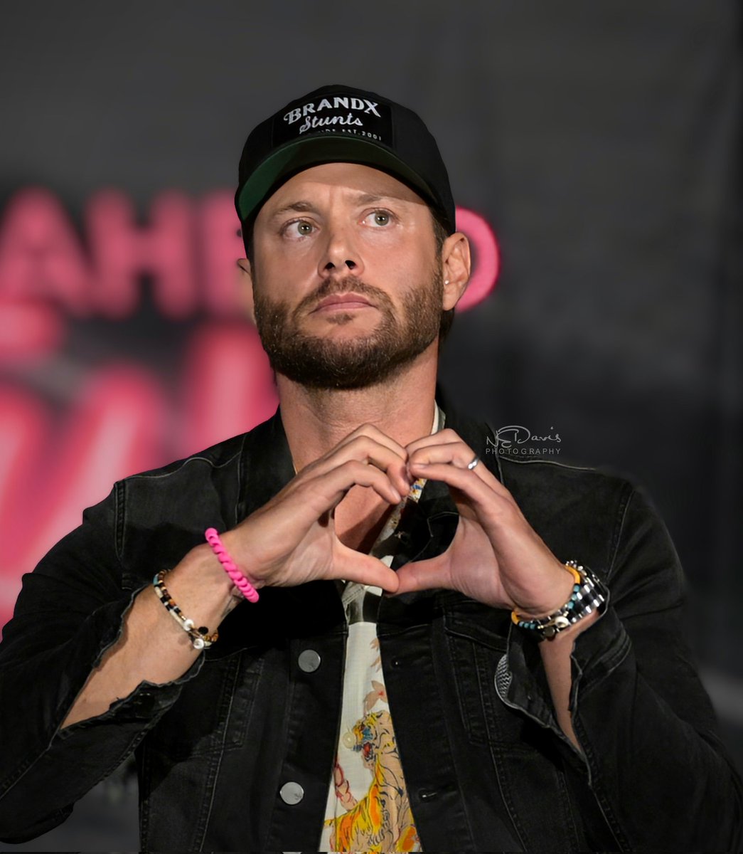 Jensen Ackles 
Creation Charlotte 
October 2024
#SPNNC #SPNFamily #Gratitude