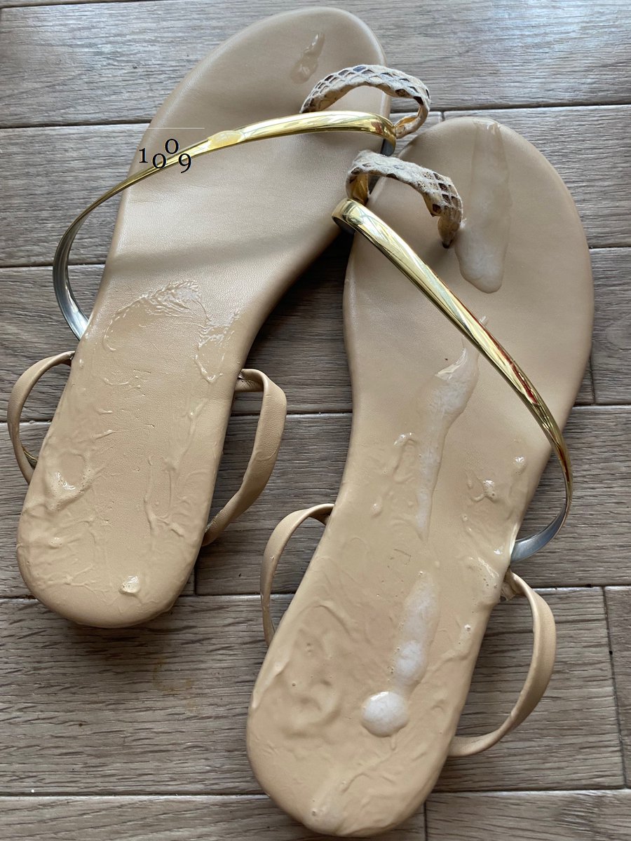 shoemani1's tweet photo. 嫁のサンダル。連射
#BUKKAKE #shoecum #fetish #靴ぶっかけ https://t.co/uvL6AyTtaM