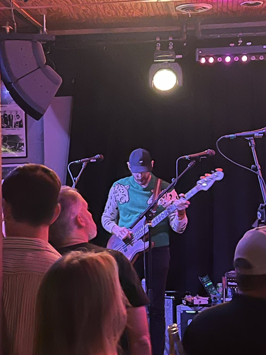 Really want to know where Alldem Hedges got that 🔥 sweater! <a href="/USAquarium/">American Aquarium</a> and <a href="/Corybranan/">CoRy bRaNaN</a> made my night. Thankful for another long drive home