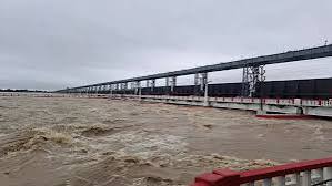 🌊 Floods in Bihar have caused widespread devastation, affecting thousands of lives. 

Schools, power grids, and homes are submerged. Rescue operations are ongoing, but the situation remains critical. 

Let's stand together and support the affected families in any way we can.