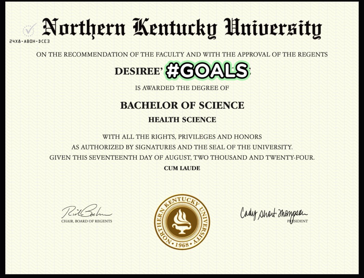 _desireelashay's tweet image. Oh I ain’t tell yall….THAT MF DEGREE FINALLY DROPPED 🤪🎓

#IssaGraduate #2DegreeShawty #2024Graduate