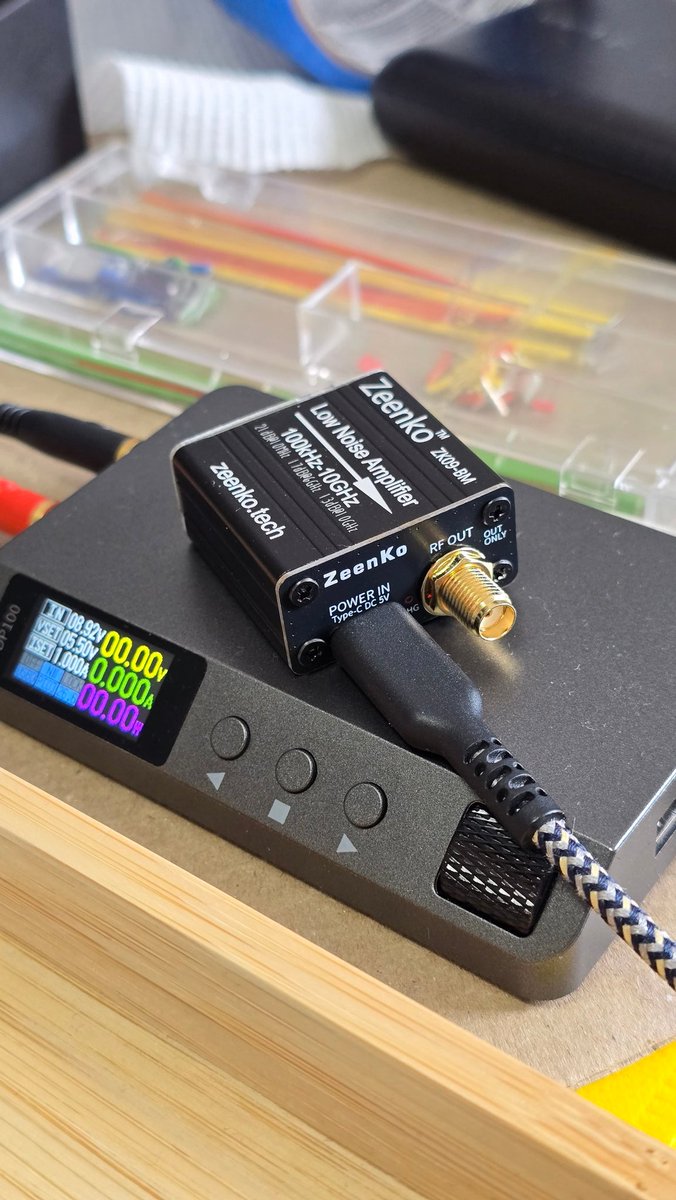 I'm testing out Zeenko.tech's LNA with my HackRF. I am looking forward to evaluating its performance compared to others you find on Aliexpress.