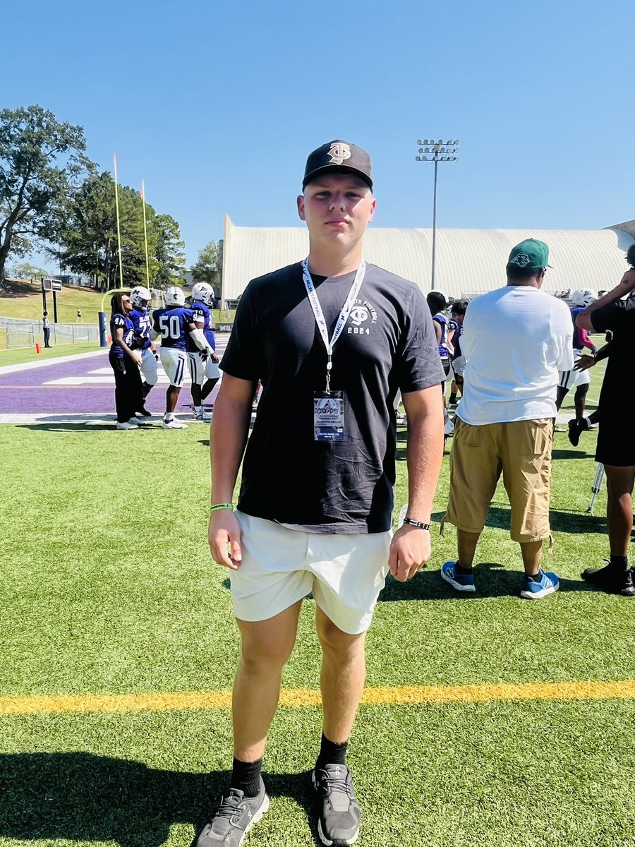 ColtenSharp99's tweet photo. Had a great game day visit at Millsaps!!
Thank you Coaches for having me out!@CoachBapDL @CoachTMar @Coach_Lech https://t.co/g4HcHuR8PR