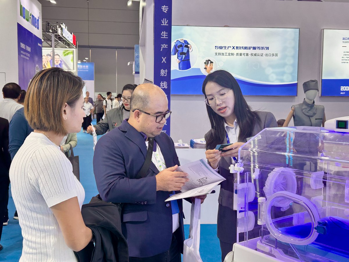 DisonMedical's tweet photo. CMEF 2024
Day 3
Come and check out our latest innovation and say Hi at 12F35 #cmef #disonmed #babyincubator #infantwarmer #phototherapyunit #neonatalincubator #babywarmer #transportincubator https://t.co/0mmdWHjWFN