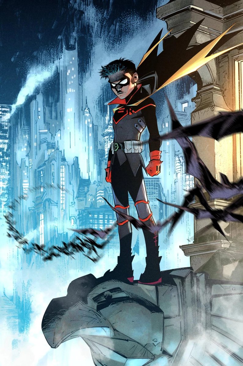 RobinsProtector's tweet photo. It's been almost 4 years since Damian changed his suit???? WTF??? https://t.co/uMEjXSBMHS