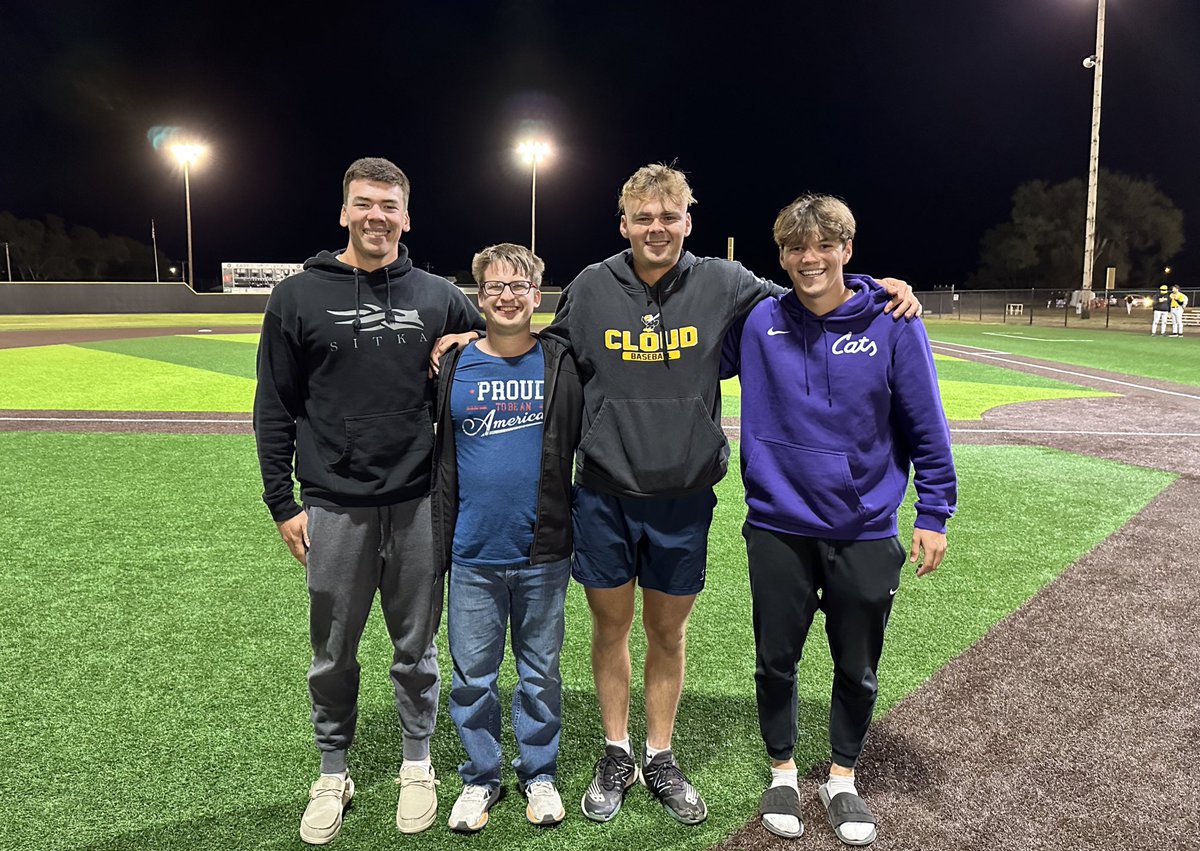 Cloud Baseball (@cloudbaseball) on Twitter photo Gold team breaks a scoreless tie in extra innings to win 1-0 and even the series at 1-1.
Win- Cohen Evans, 4ip, 0 runs, 2K
MVP- Easton Mould, 1-3, walk-off RBI single.
Awesome seeing several alumni back at Doyen Field! <a href="/mmcconnaughey33/">Mason McConnaughey</a> <a href="/wil_yamka/">Wil Yamka</a> <a href="/RienguetteScott/">Scott Rienguette</a> & LUKE Gold team breaks a scoreless tie in extra innings to win 1-0 and even the series at 1-1.
Win- Cohen Evans, 4ip, 0 runs, 2K
MVP- Easton Mould, 1-3, walk-off RBI single.
Awesome seeing several alumni back at Doyen Field! <a href="/mmcconnaughey33/">Mason McConnaughey</a> <a href="/wil_yamka/">Wil Yamka</a> <a href="/RienguetteScott/">Scott Rienguette</a> & LUKE