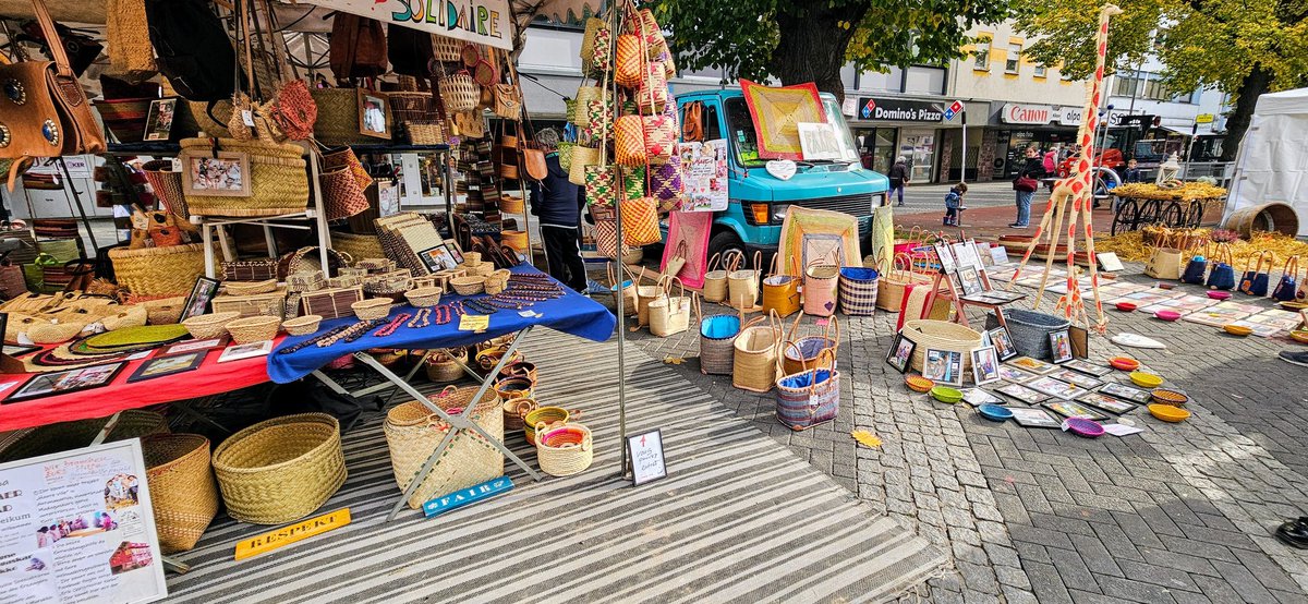 UMZiegeroski's tweet photo. Photos from the Market Days 2024 here๐ถโโ๏ธ๐๐๐๐๐ชด๐บ๐๐๐๐๐ฅ๐ฝ๐ง
๐โ๐ซ๐ฅ๐๐๐ญ๐ฏ๐ฅ๐ท๐ป๐ง๐๐ #Neuwied #Markttage #marketdays #Herbst #fall #autumn #harvest #art #food #wine #books #charity https://t.co/YmX2kQ3rkc