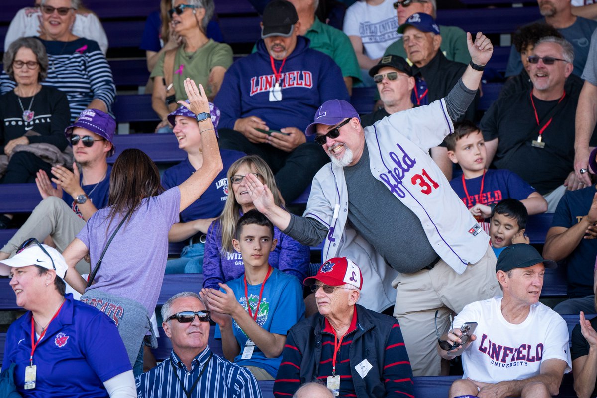 LinfieldUniv's tweet photo. 100 years of Wildcat pride and unforgettable memories! 📷 Relive the best moments from Homecoming, tag your friends and let us know your favorite part of the weekend. Check back tomorrow for even more shots of the fun! #UncommonU #LinfieldHomecoming https://t.co/LD0tuZCHhW