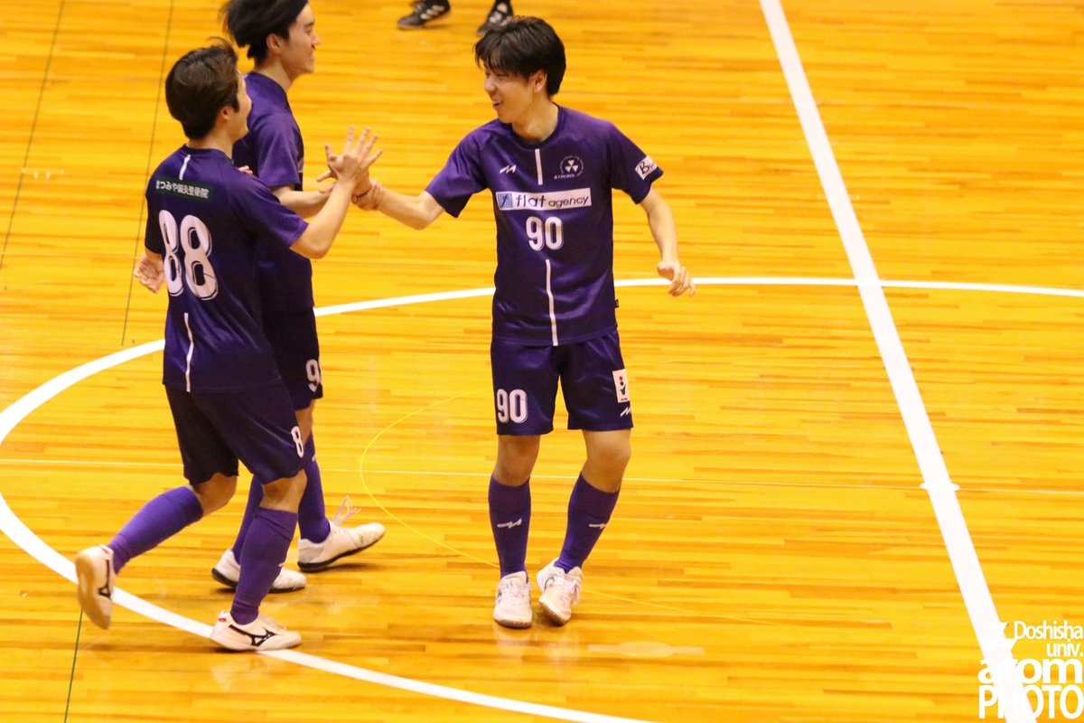 atom_doshisha's tweet photo. 【ヘッドライン更新】
フットサル部/10月12日/関西フットサルリーグ2024 2部 第9節/対ヴァクサ高槻/於・高砂総合体育館(兵庫県)

｢終盤に追いつき、ドローに終わる｣

https://t.co/jyEkBuly2S

#アトムとフットサル https://t.co/mEFUNQT5O3