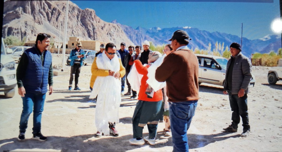 Jdirectorsh's tweet photo. A three Days Tour to Zanskar Sub Division of Kargil District started from today 13th Oct 24 onwards to Meet with local farmers and herders to understand their challenges and concerns.
To Explore opportunities for introducing new technologies and to focus on revival of Livestock.. https://t.co/zeEHDNUCnu