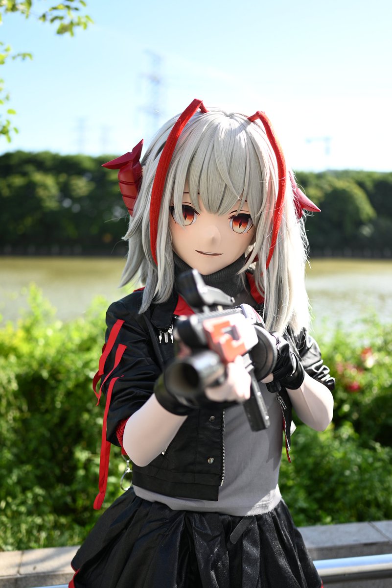 河边
📸：<a href="/f1ost1/">❄️霜❄️</a>
#kigurumi 
#着ぐるみ