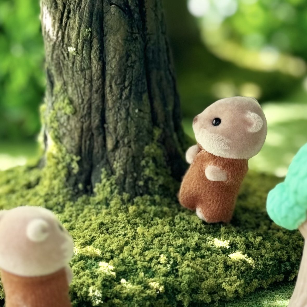 発売前から一番気になっていた、木に扮したカワウソの小さい赤ちゃん