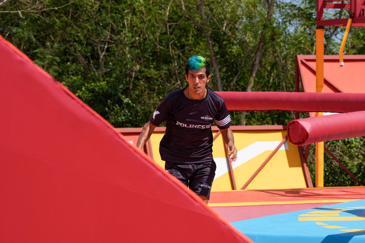 ExatlonMx's tweet photo. Jorge le quita una vida a Rafa en este draft de #ExatlónMéxico, quitándole una vida. 💪⚡🏃🏻‍♂️

EN VIVO AHORA 👉 https://t.co/2DzbKfVCjR https://t.co/Lg7fcRlKOt